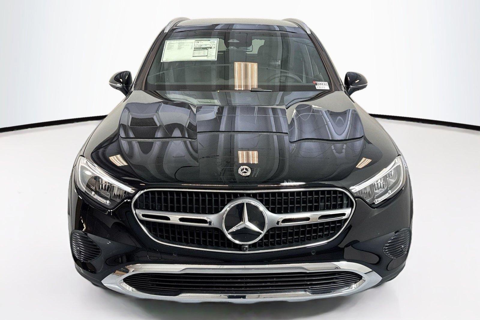 New 2026 Black Mercedes-Benz GLC 300 image 2