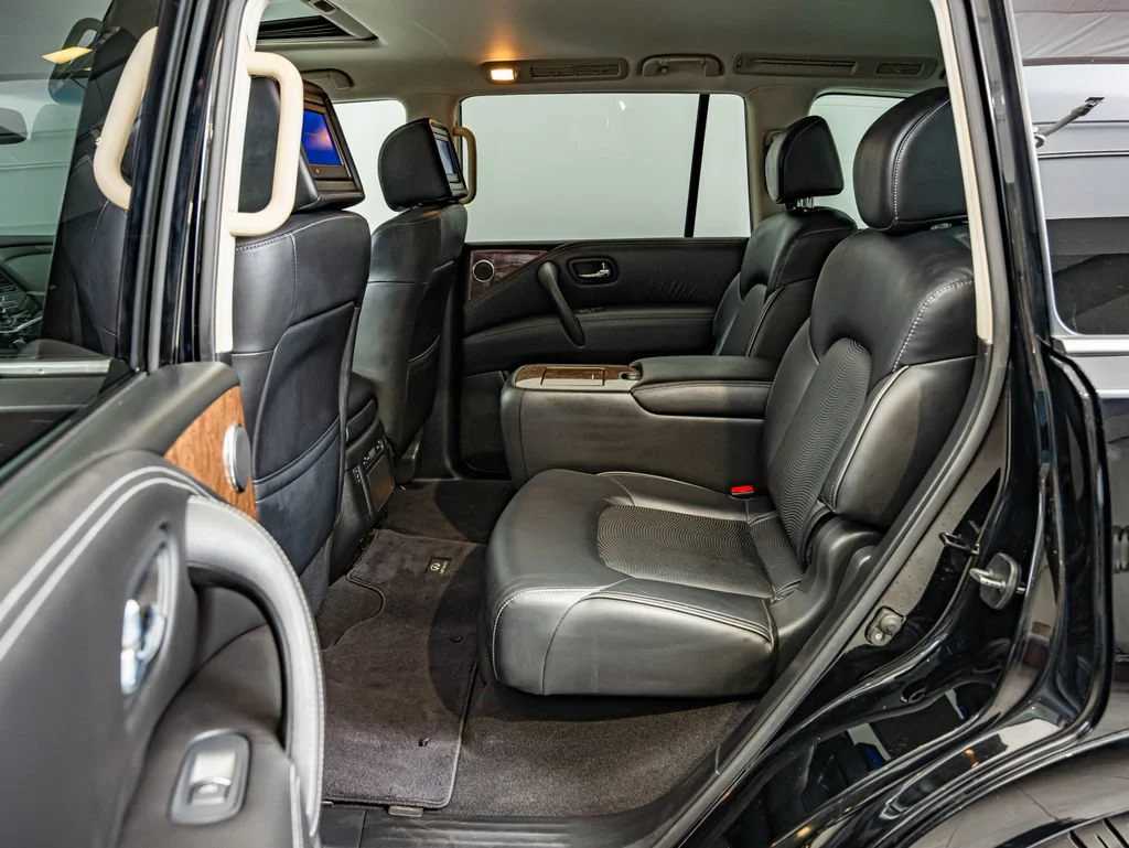 Used 2017 Black Obsidian INFINITI  image 36