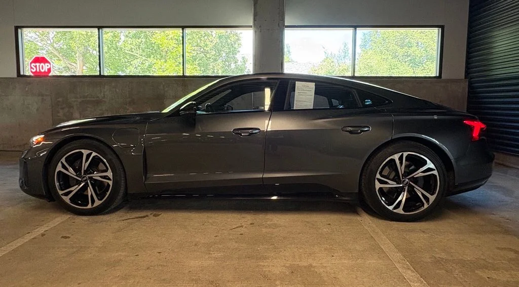 Used 2023 Daytona Gray Pearl Effect Audi Prestige image 2