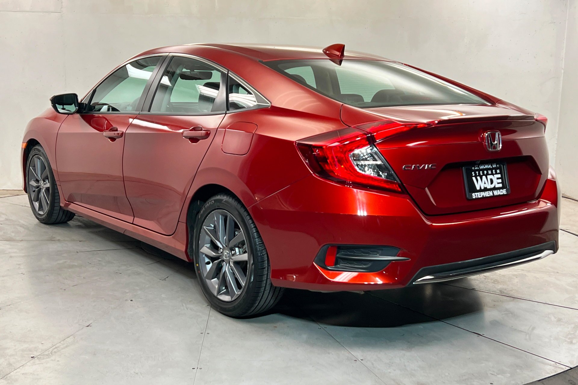 Used 2021 Red Honda EX-L image 3