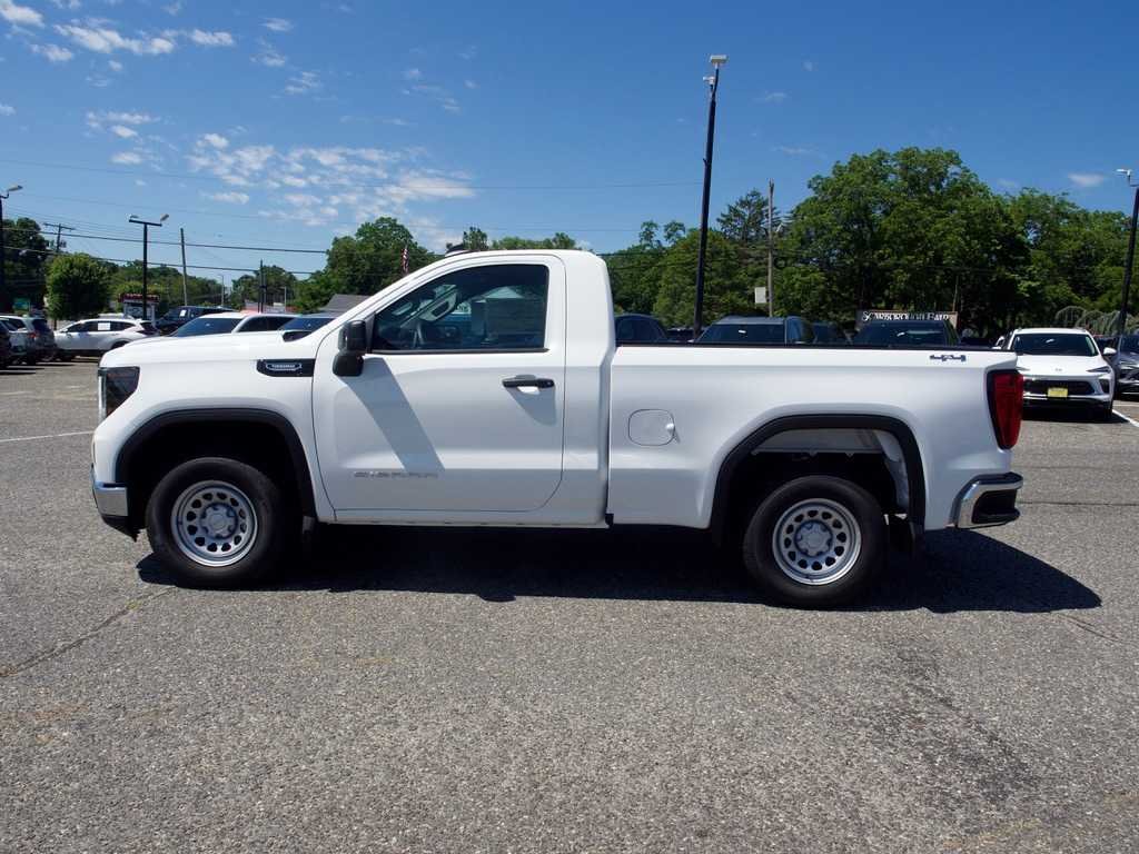 New 2026 Summit White GMC Pro image 4