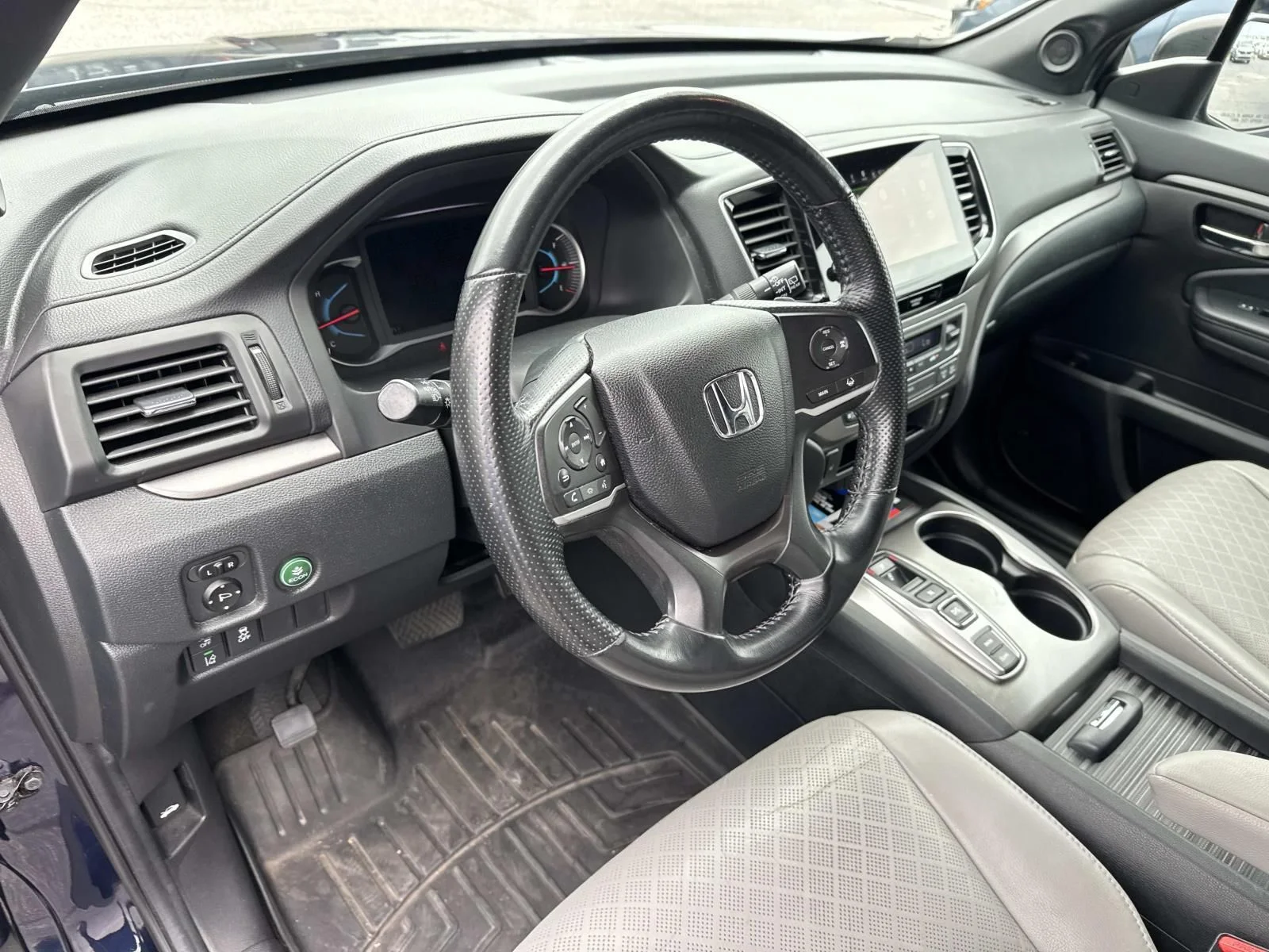 Used 2020 Blue Honda EX-L image 18