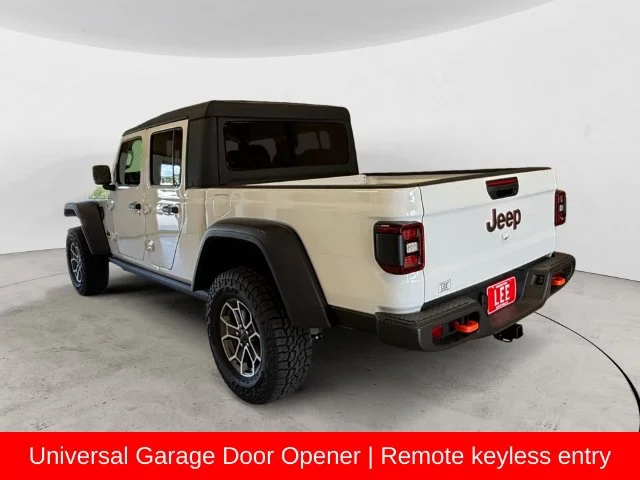 New 2026 White Jeep Mojave image 3