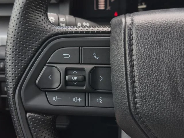 2026 Toyota Tacoma SR5 - Photo 21