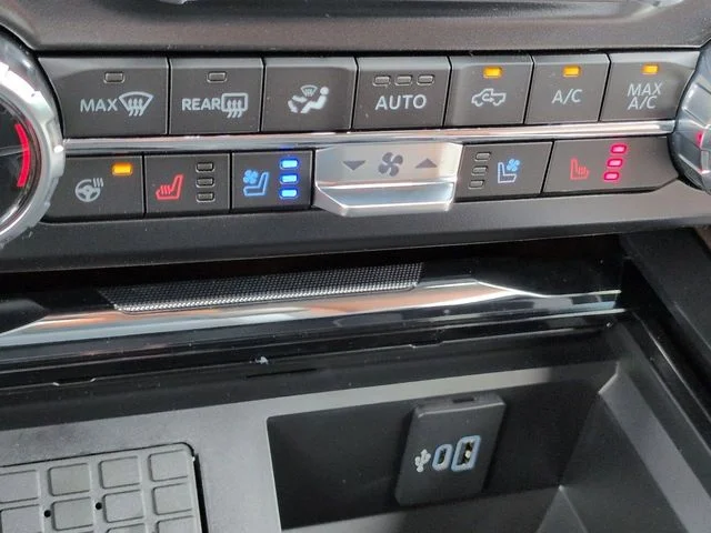 New 2026 Agate Black Metallic Ford F-350® King Ranch® image 24