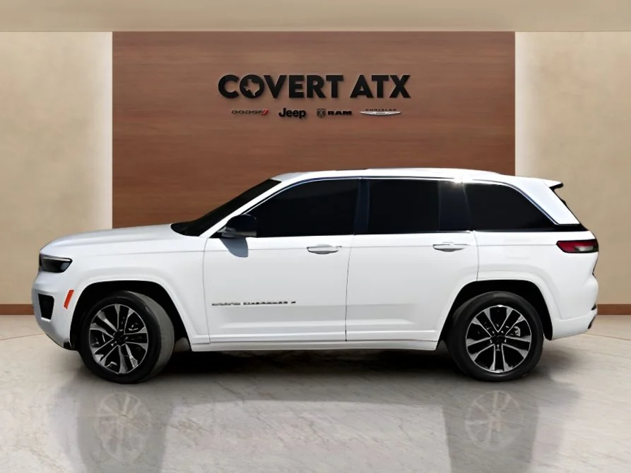 Used 2024 White Jeep Overland image 2