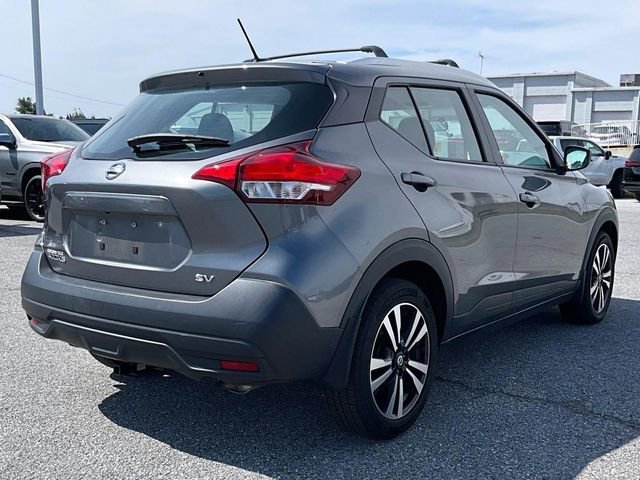 Used 2019 Gun Metallic Nissan SV image 5