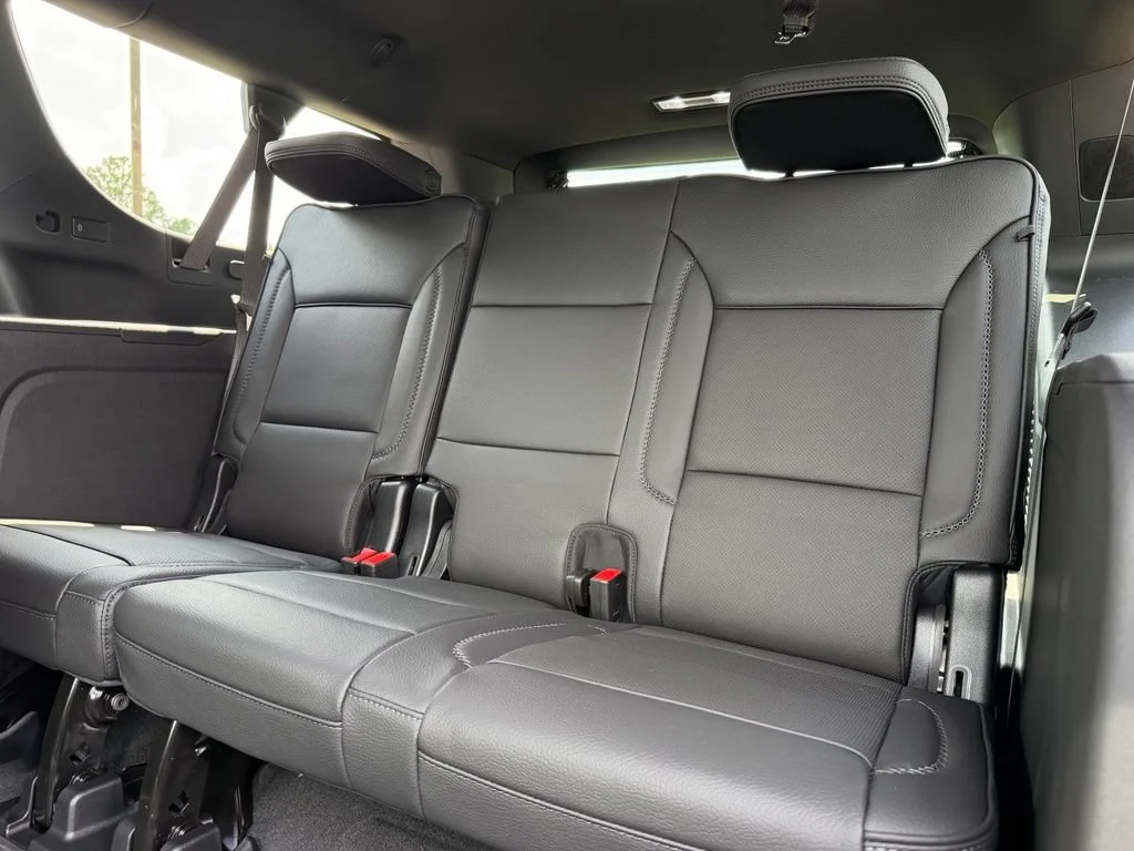2026 GMC Yukon XL Denali - Photo 24