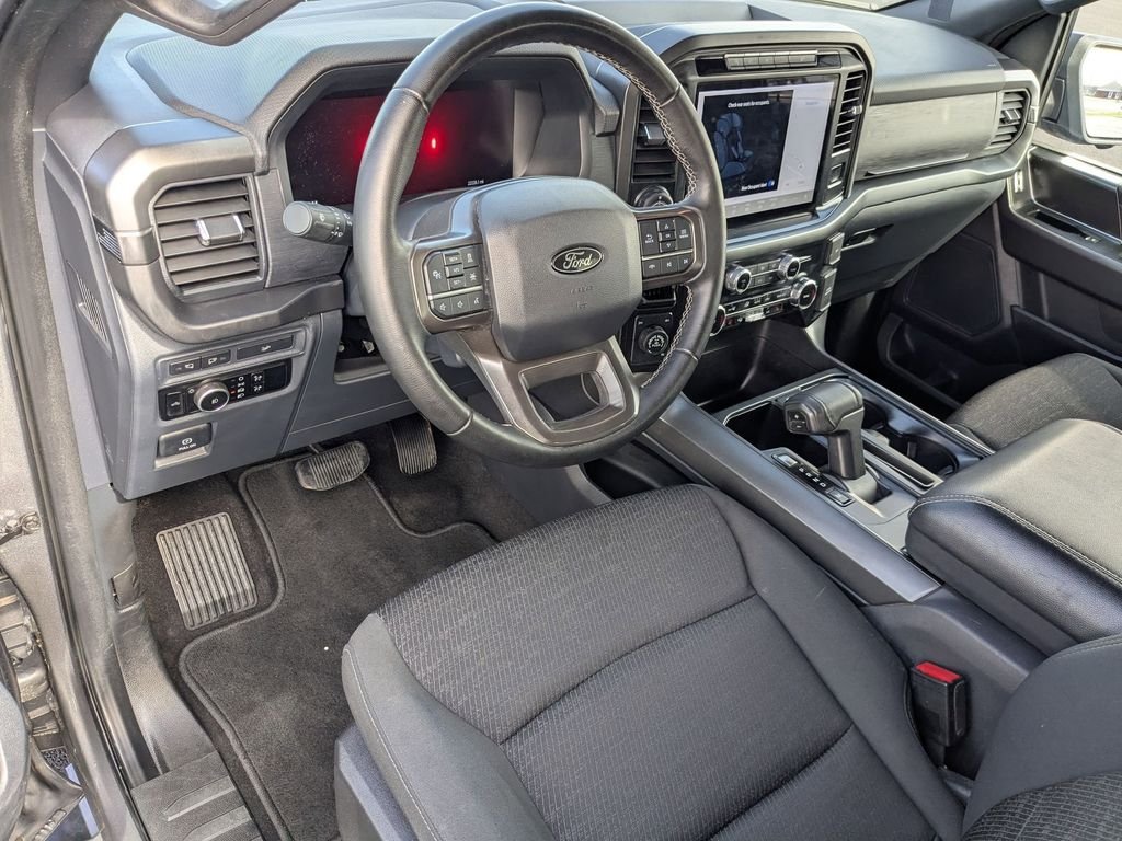 Used 2024  Ford XLT image 10