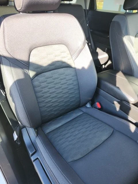 2025 Nissan Pathfinder SV - Photo 49