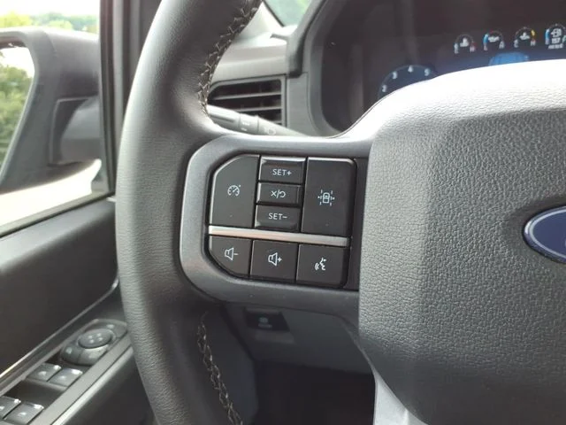 Used 2025 Black Ford XLT image 22