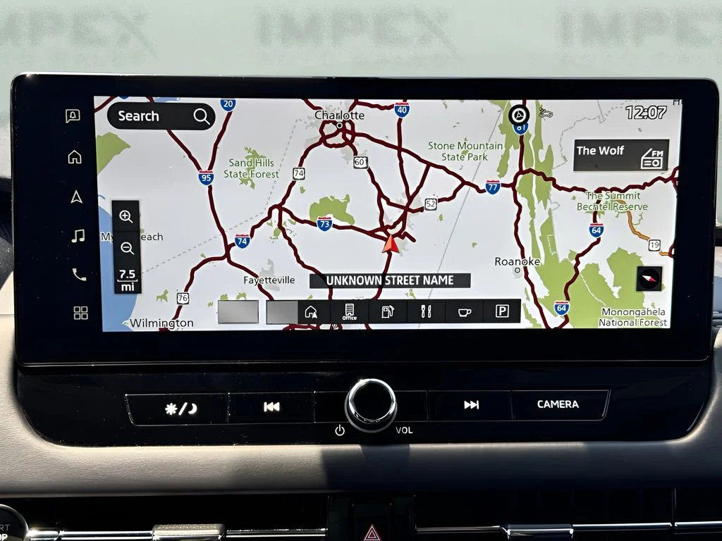 Used 2025 Red Mitsubishi ES image 18