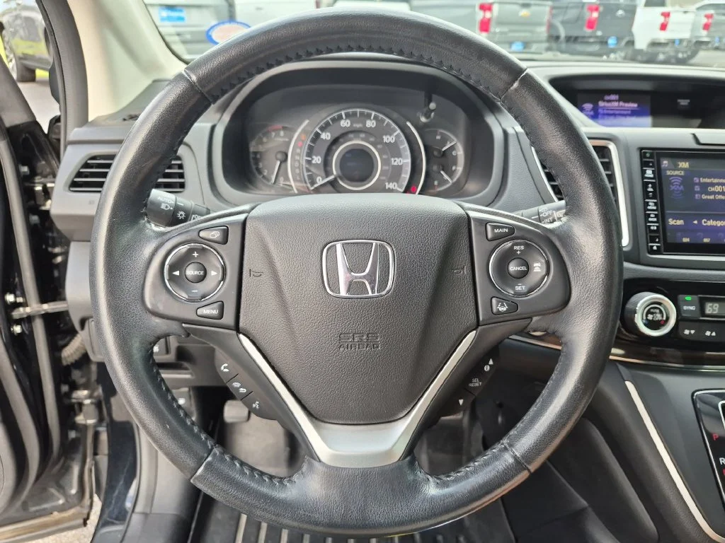 Used 2016 Black Honda Touring image 15