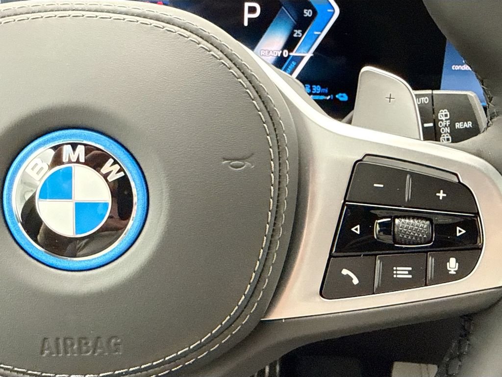New 2026 Carbon Black Metallic BMW xDrive50e image 12