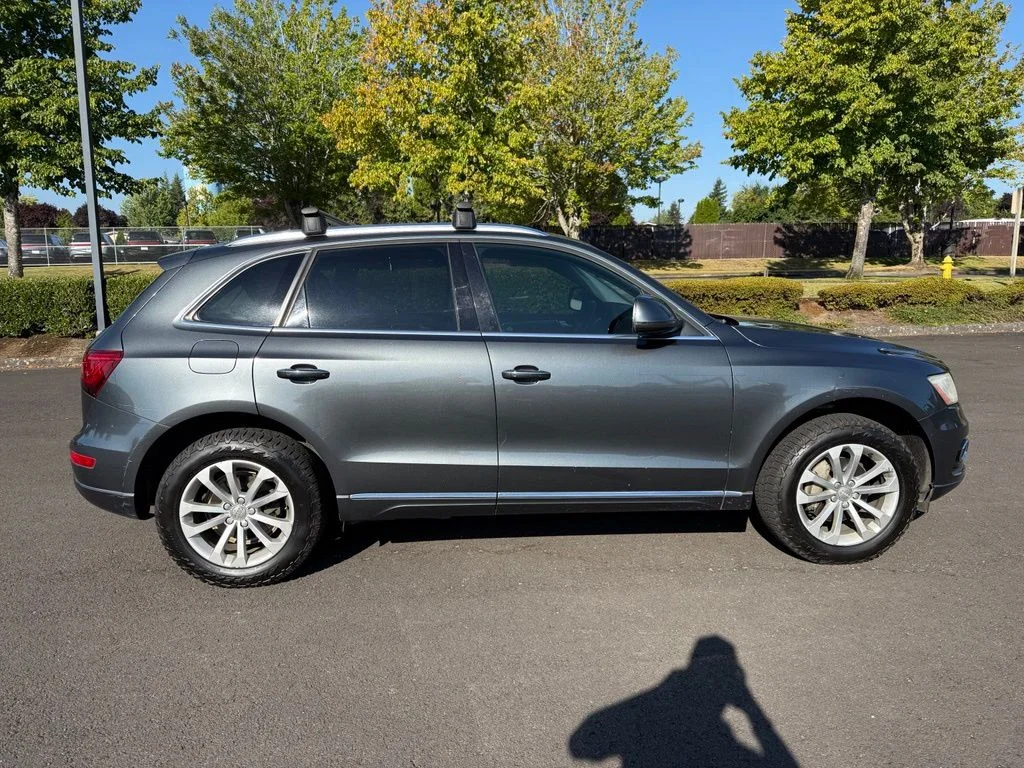 Used 2015 Daytona Gray Pearl Audi 2.0T Premium image 8