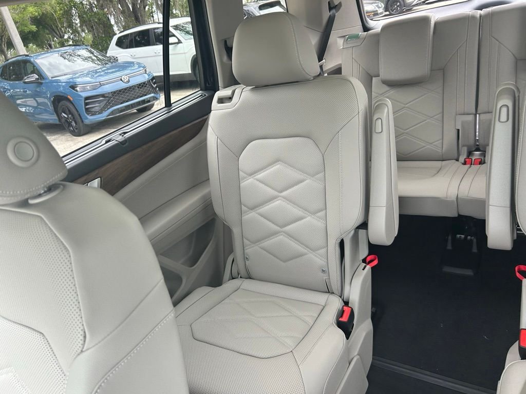New 2026 Black Volkswagen SE w/Technology image 11