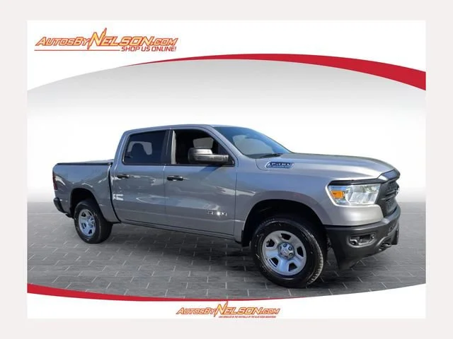 2022 RAM 1500 Tradesman 4x4 Crew Cab 5'7's photo