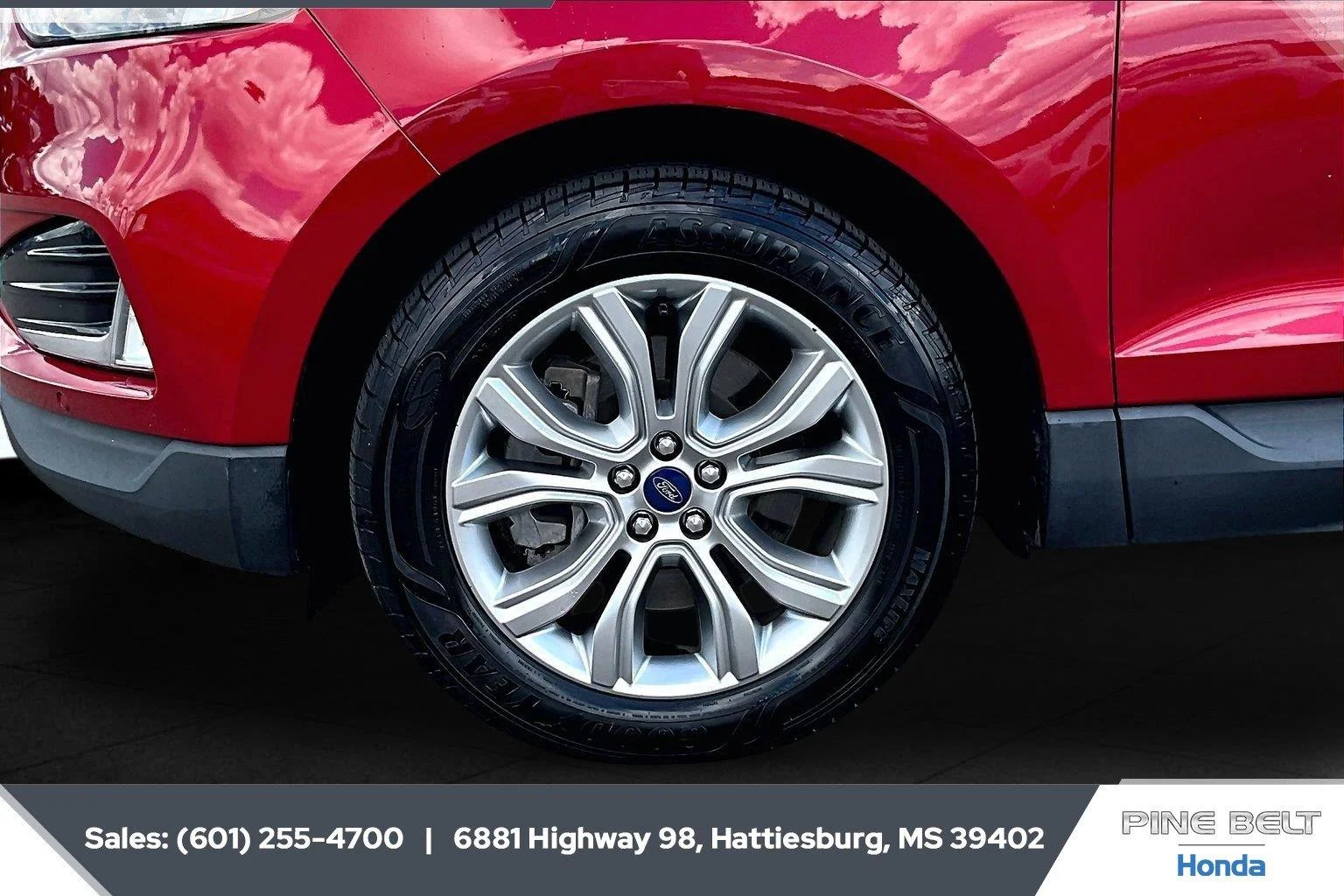 Used 2022 Rapid Red Metallic Tinted Clearcoat Ford Titanium image 7