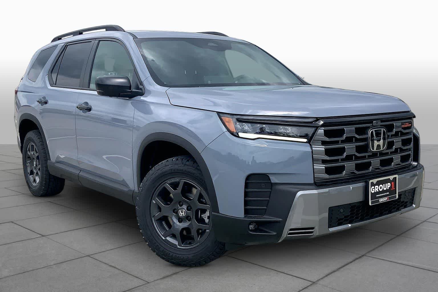 New 2026 Sonic Gray Pearl Honda AWD TrailSport image 2