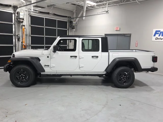 New 2026 Bright White Clear-Coat Exterior Paint Jeep Sport image 4