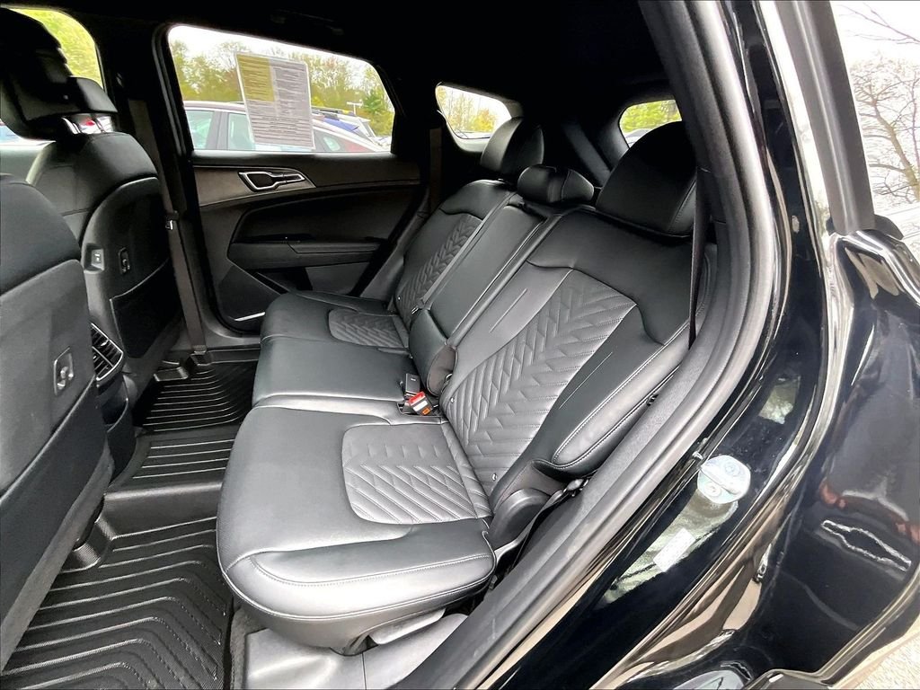 Used 2026 Black Kia X-Line image 15