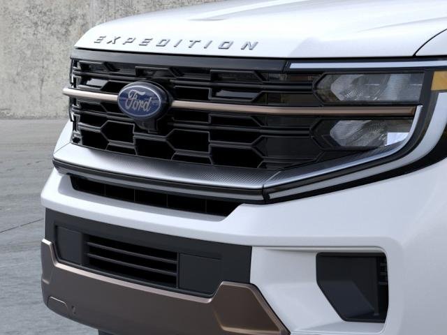 New 2026 Star White Metallic Tri-Coat Ford King Ranch image 36