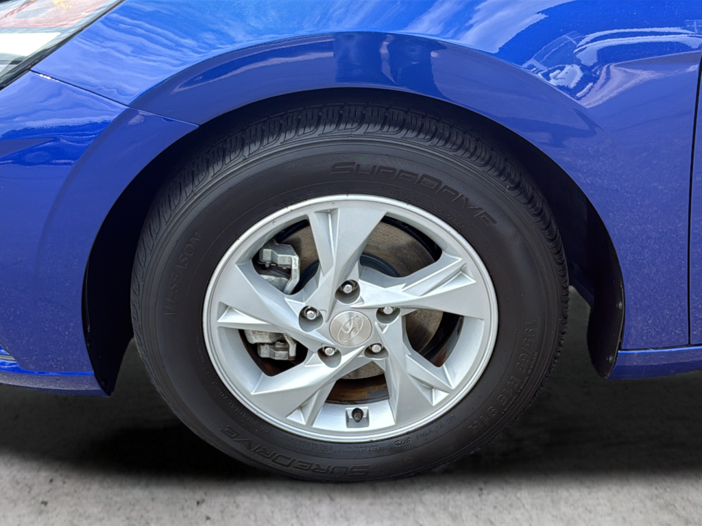 Used 2021 Blue Hyundai SE image 30