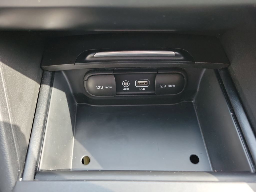 2017 Kia Optima LX - Photo 32