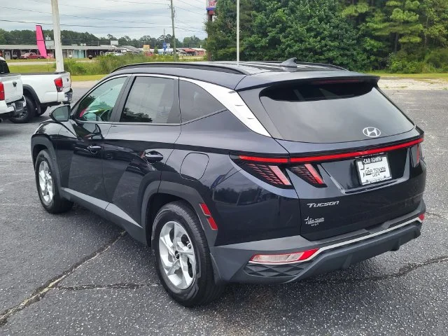Used 2022 Blue Hyundai SEL image 5