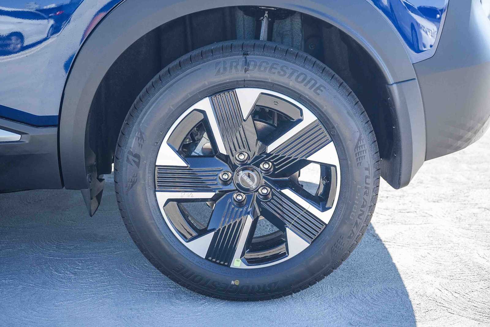 New 2027 Deep Blue Pearl Nissan SV image 10