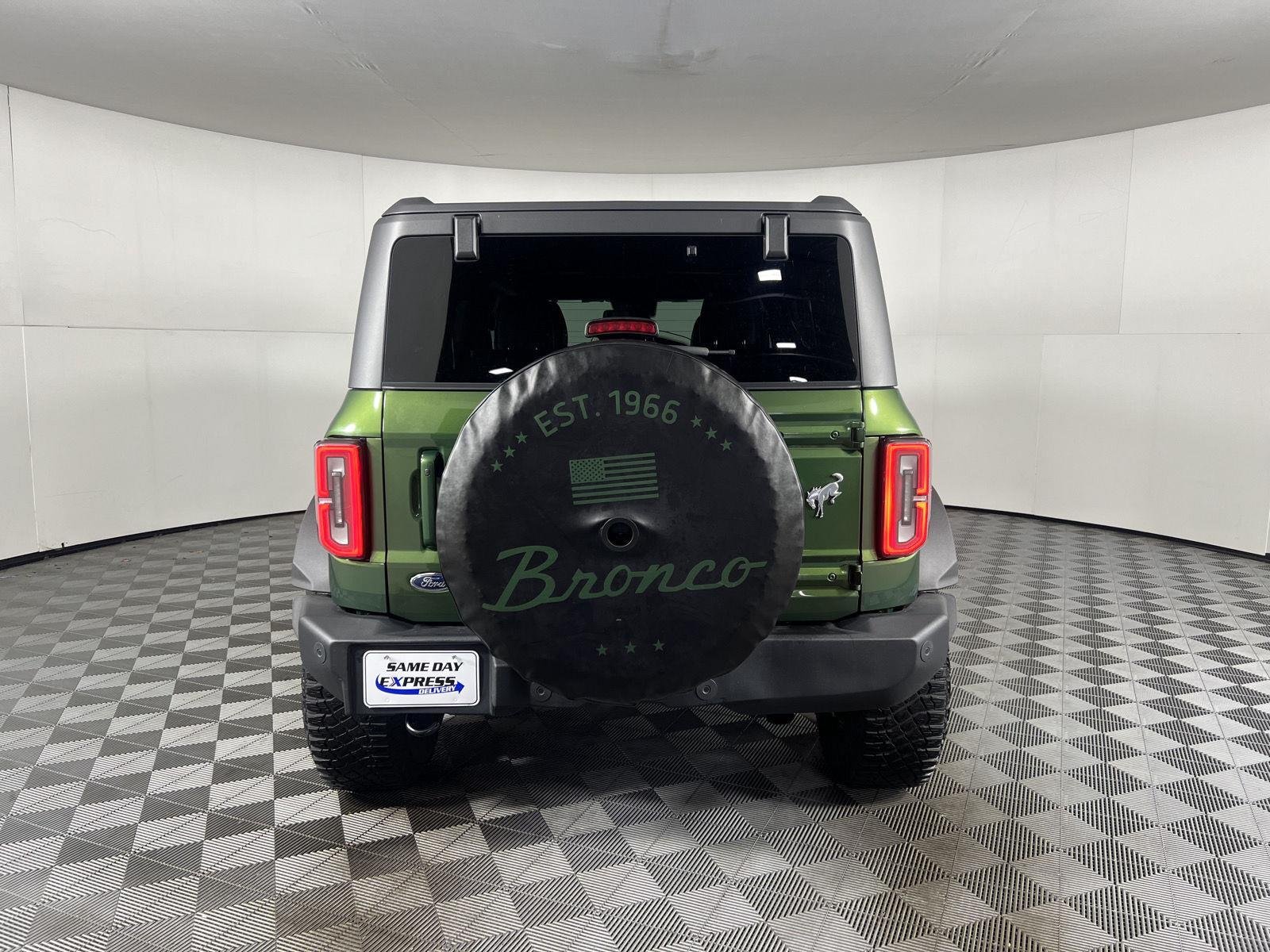 Used 2023 Eruption Green Ford Outer Banks image 35