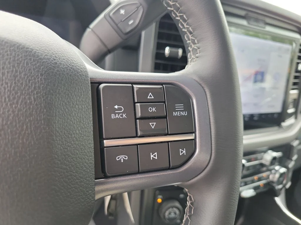 New 2026 Agate Black Metallic Ford XLT image 20