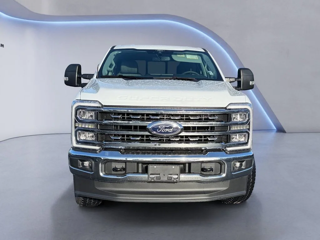 2026 Ford F-350 Super Duty XLT - Photo 8