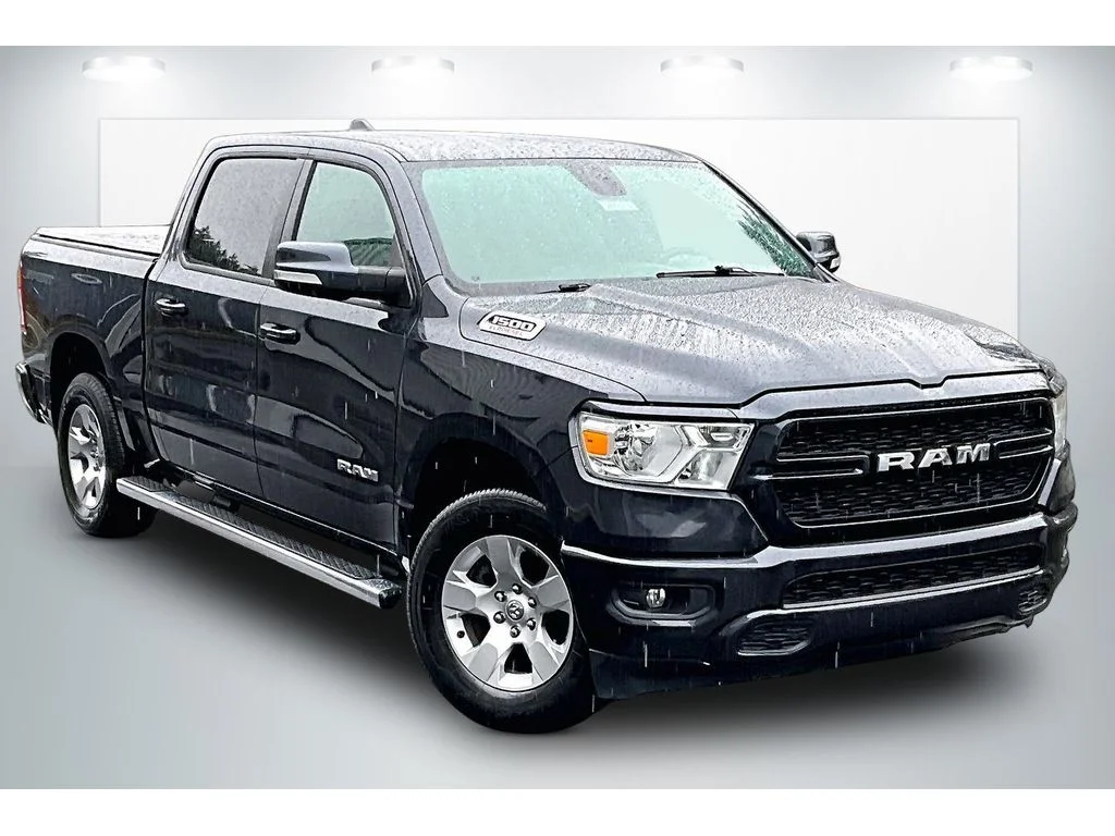 2020 RAM 1500 Big Horn/Lone Star 4x4 Crew Cab 5'7's photo