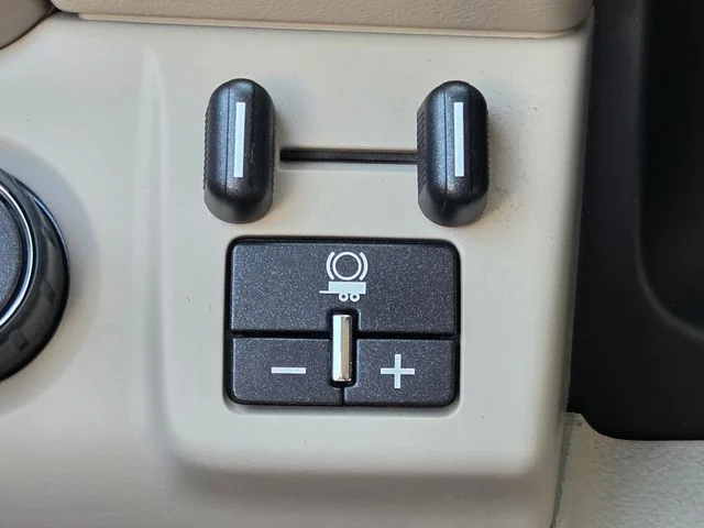 Used 2019 Black GMC Denali image 41