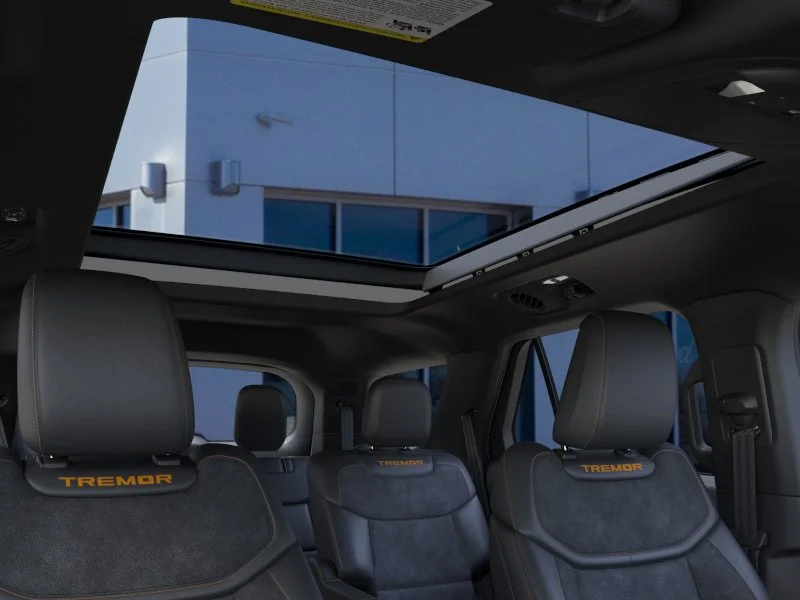New 2026 Star White Metallic Tri-Coat Ford Tremor® image 45