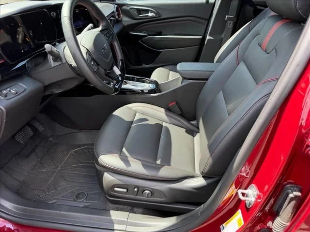Used 2025 Red Chevrolet 2RS image 10