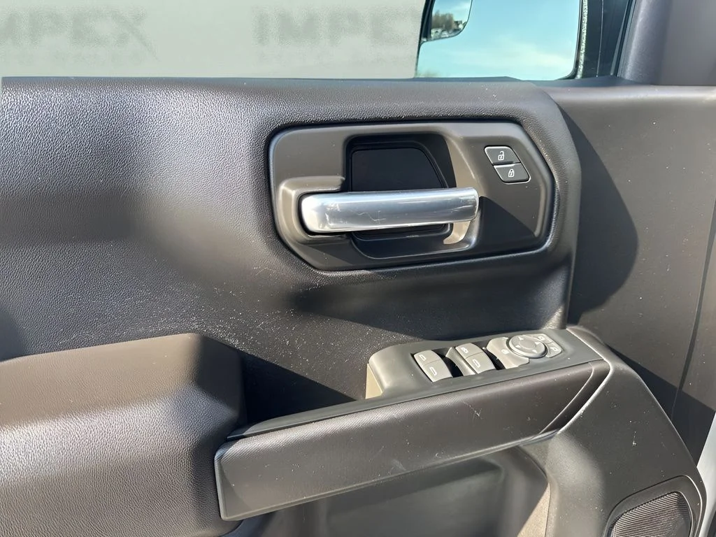 Used 2023 Gray Chevrolet Custom image 24