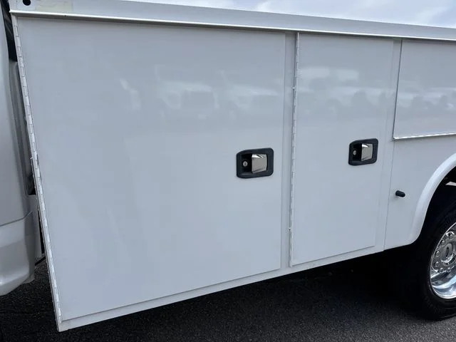 Used 2022 White Ford Lariat image 17