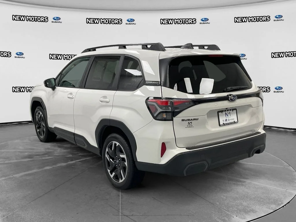 Used 2026 Crystal White Pearl Subaru Limited image 2