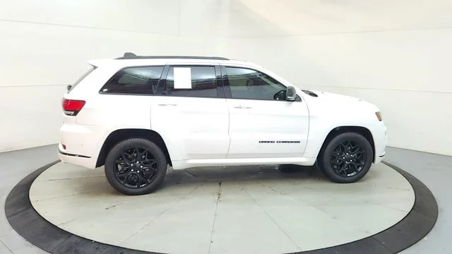 Used 2021 White Jeep Limited X image 10