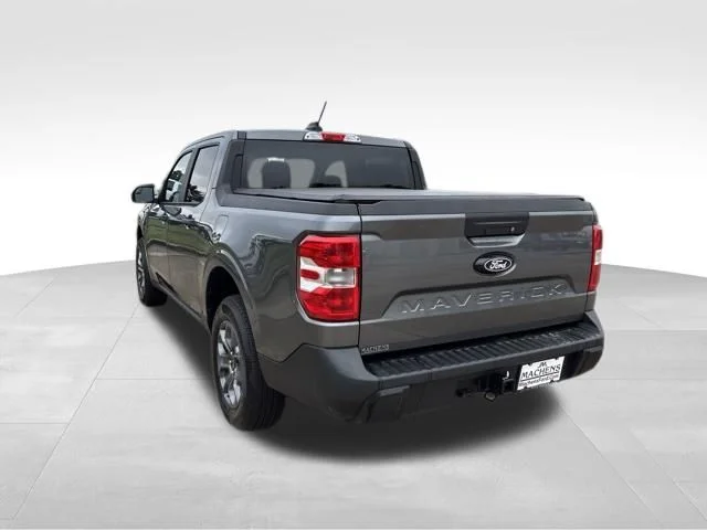 Used 2025 Gray Ford XLT image 4