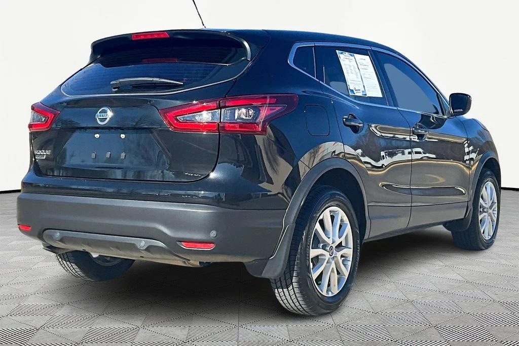 2022 Nissan Rogue Sport S