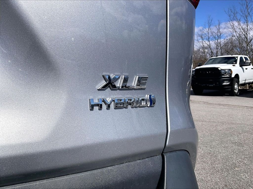 Used 2023 Silver Sky Metallic Toyota XLE image 28