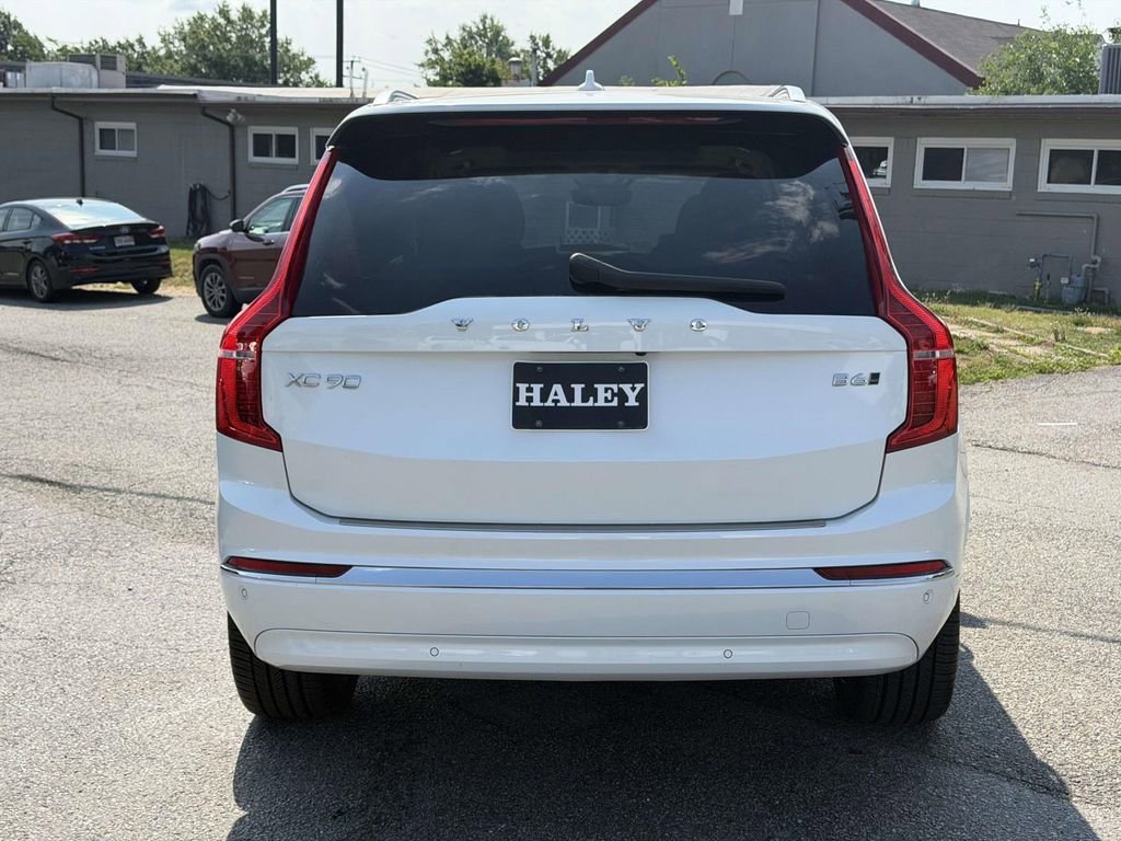 Used 2023 Crystal White Metallic Volvo Ultimate image 21