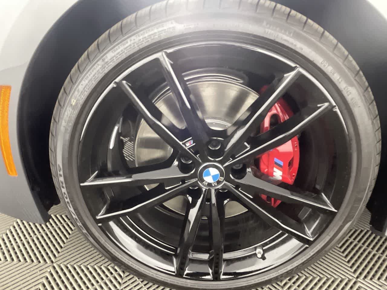 2023 BMW 3 Series 330i - Photo 8
