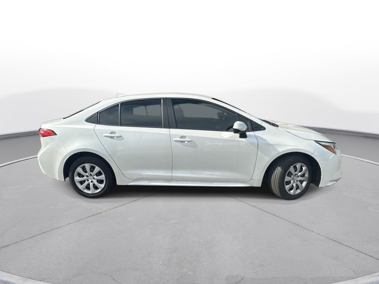 Used 2024 Wind Chill Pearl Toyota Hybrid LE image 5