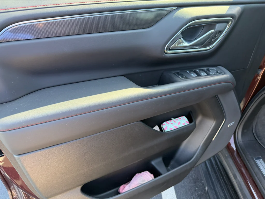Used 2023 Auburn Metallic Chevrolet RST image 9