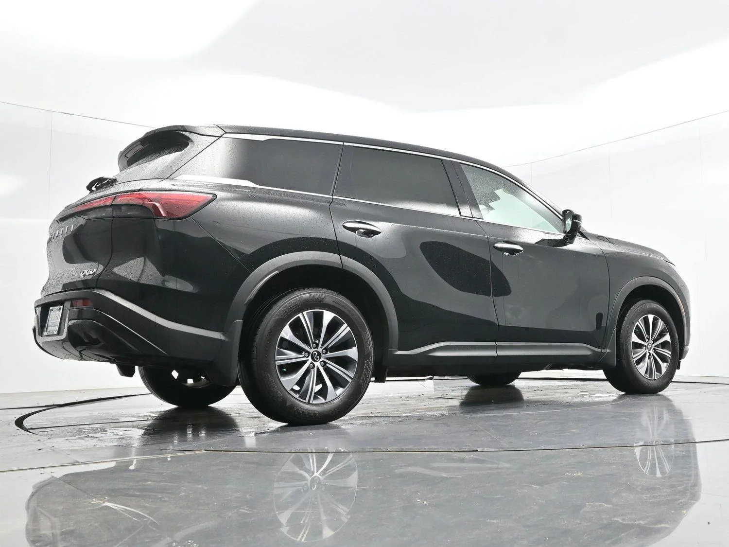 Used 2023 Black INFINITI PURE image 54