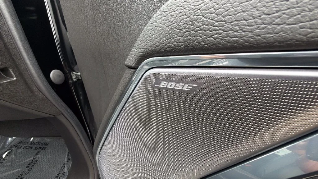 Used 2024 Onyx Black GMC Denali image 39